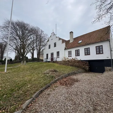 Skelby Praestegard Lej 2 Daire Gedser